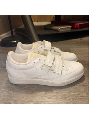 Men's Reebok Classic White Sneakers Size 10
